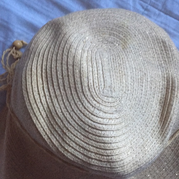 Fun Summer Hat - Picture 2 of 3